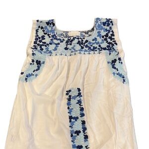 Women’s Floral Embroidered The Marla Top - White and Blue New with Tags Size M